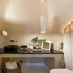 Luxury Blue Dome Santorini Vila