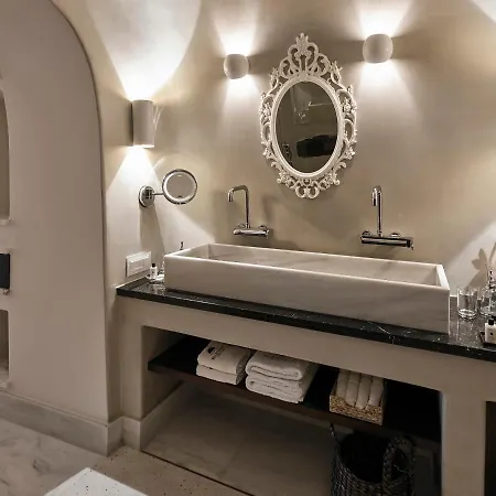 Willa Luxury Blue Dome Santorini *