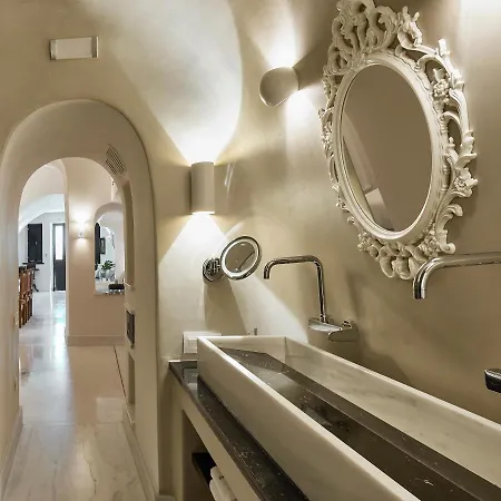 Villa Luxury Blue Dome Santorini