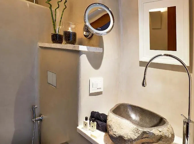 Luxury Blue Dome Santorini